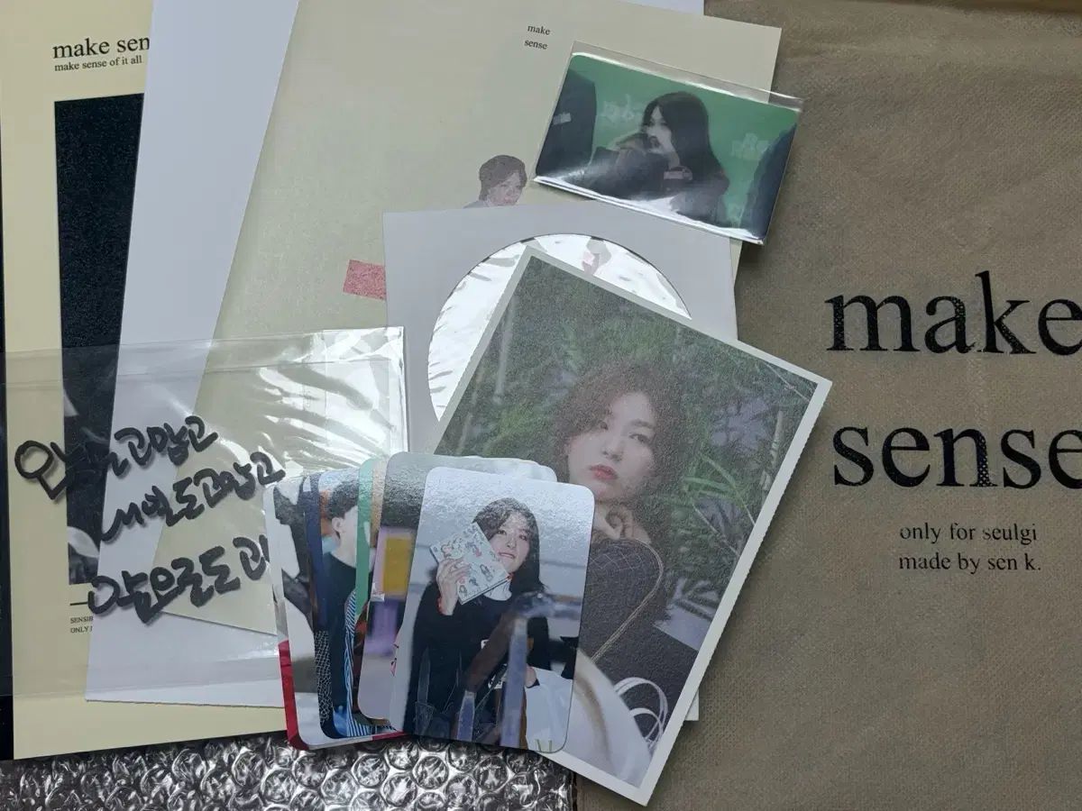 Red Velvet(レッドベルベット・レドベル) スルギ(SEULGI) マスター 写真 フォト PHOTO BOOK (センケ様)出品