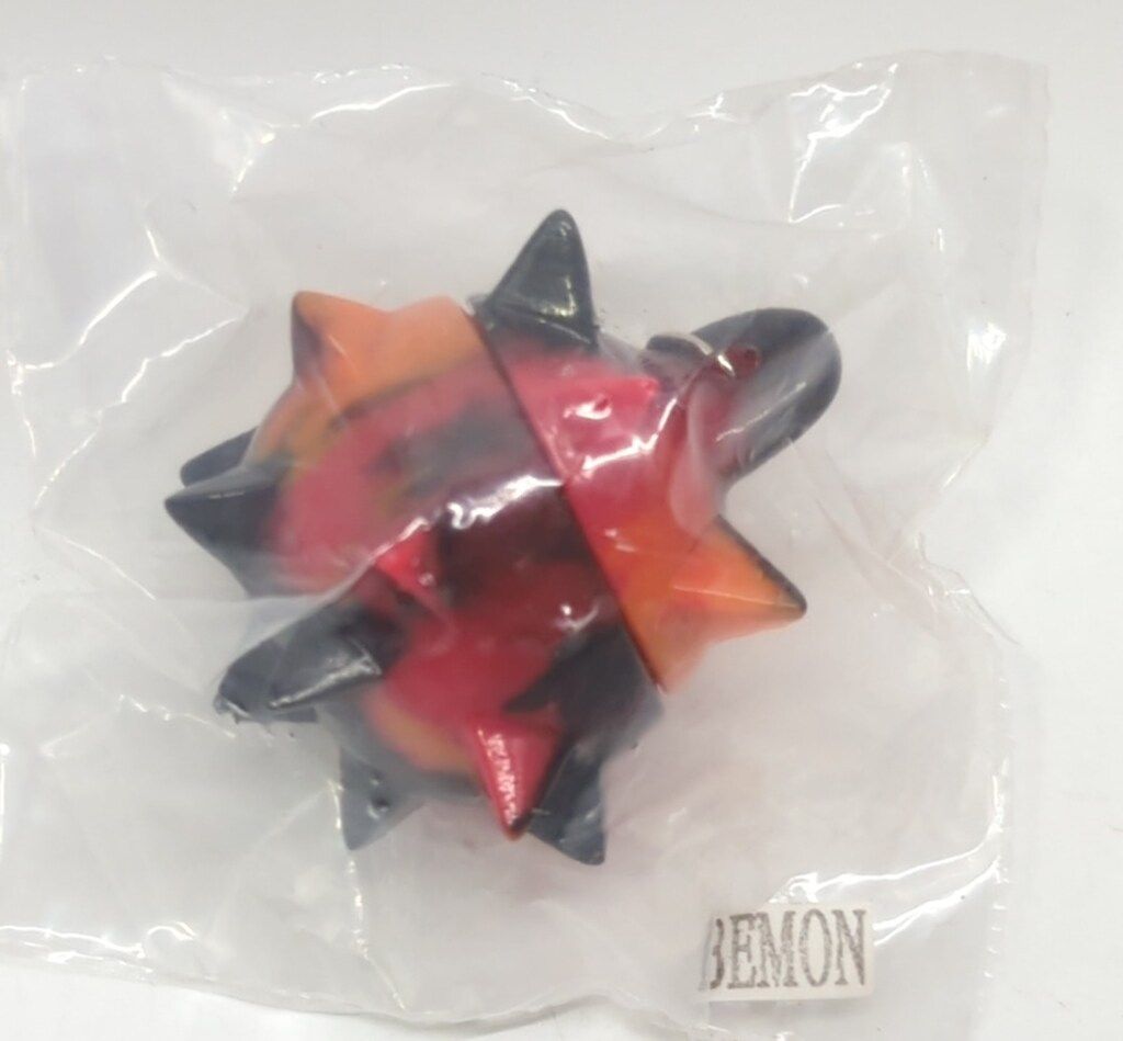 BEMON S.V.H.C. BEMON BALL 赤黒黄マーブル成型
