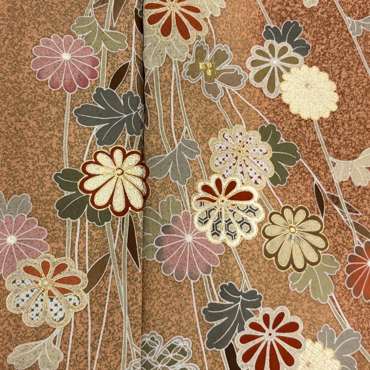美品】 訪問着 身丈165.5cm 裄丈67cm M 袷 菊 有職文様 金彩 染め分け