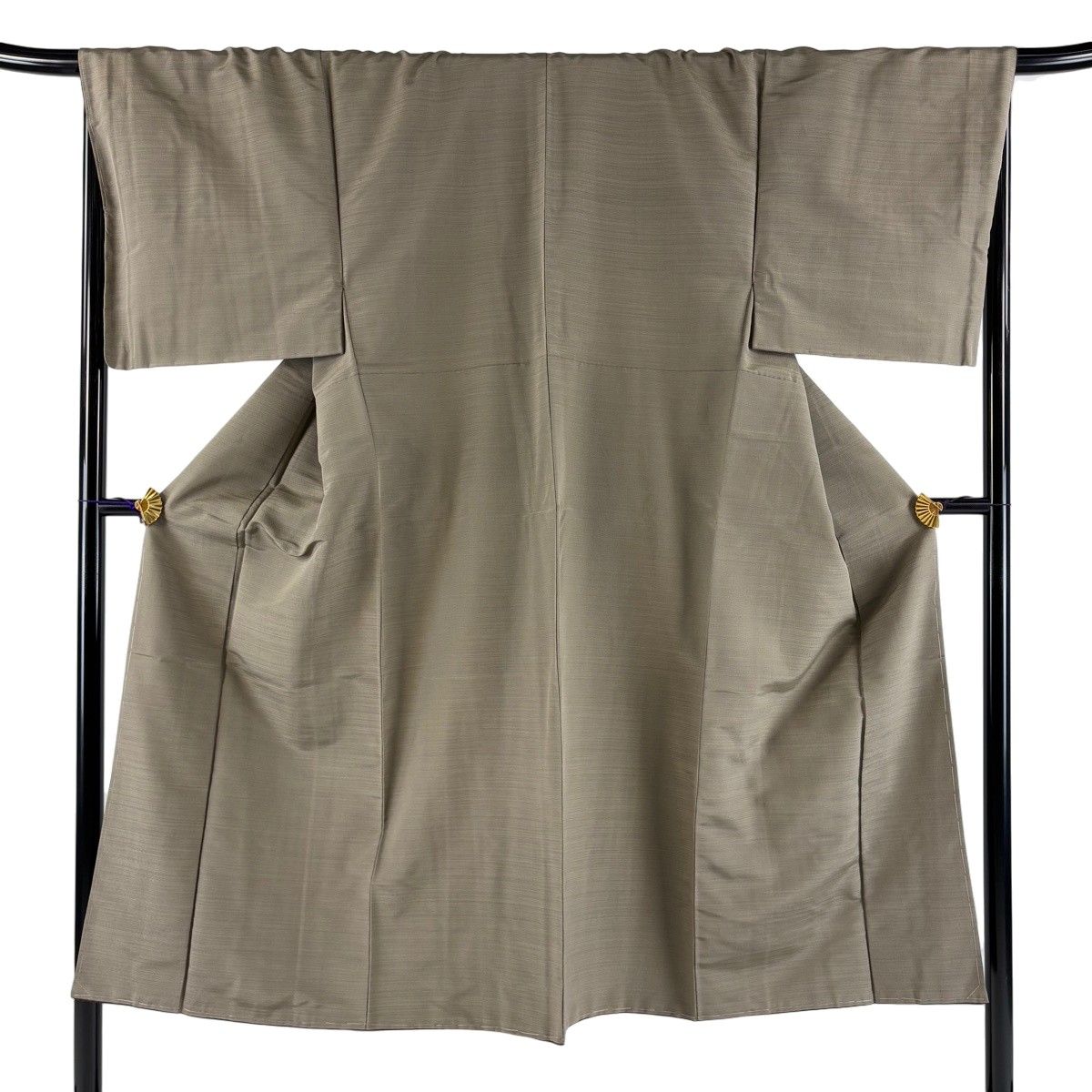 【美品】 男着物 身丈144cm 裄丈70cm M 袷 アンサンブル 紬 灰茶 正絹 秀品 【中古】