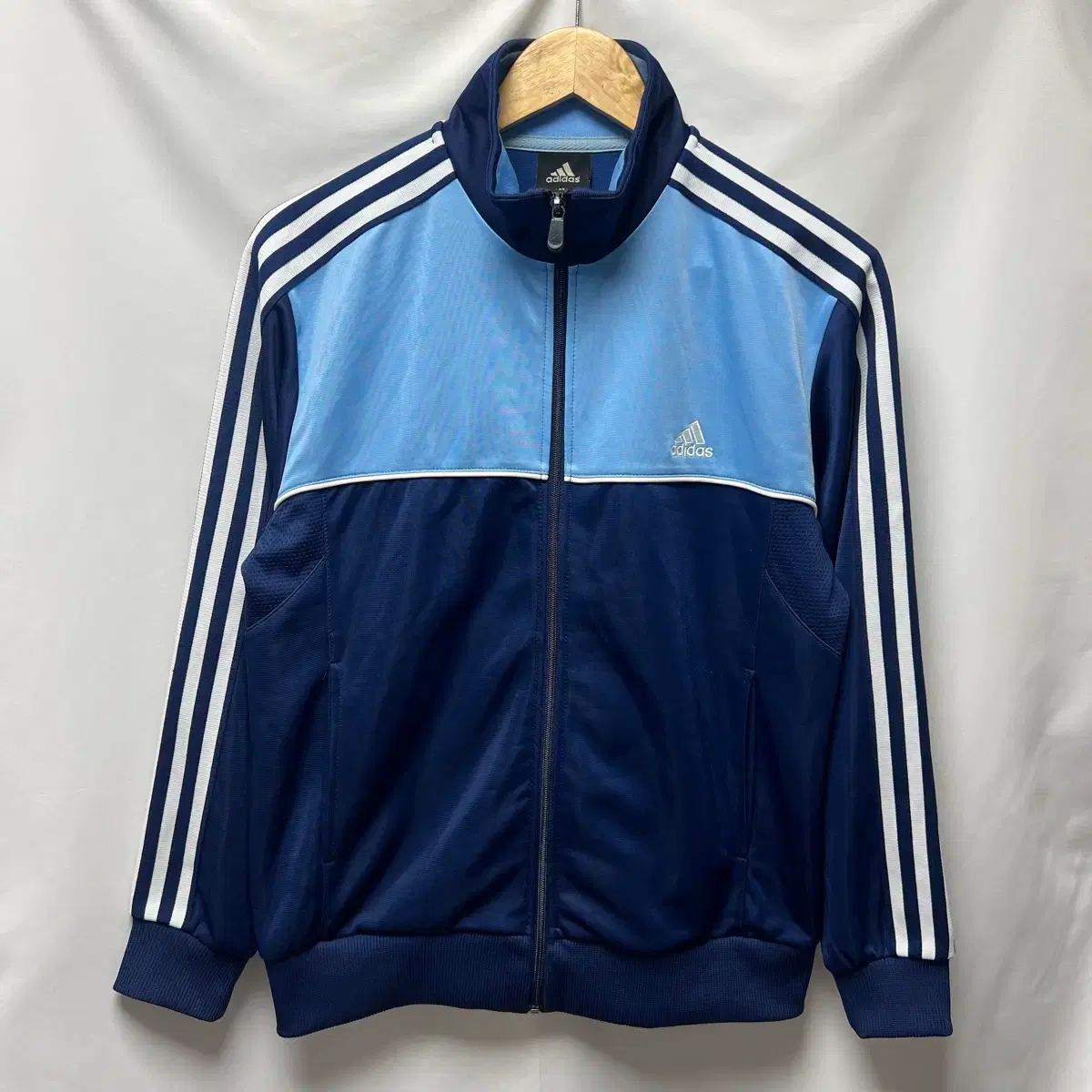 正規品/95 adidas 3本線スカイブルー ネイビー トラックジャージ/ジャージ (ヨーロッパ)