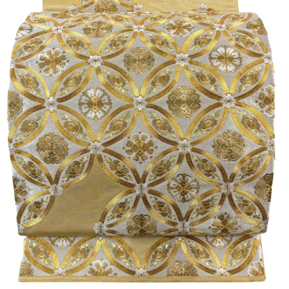袋帯 秀品 七宝華文 金糸 刺繍 ベージュ お太鼓柄 正絹 【中古】