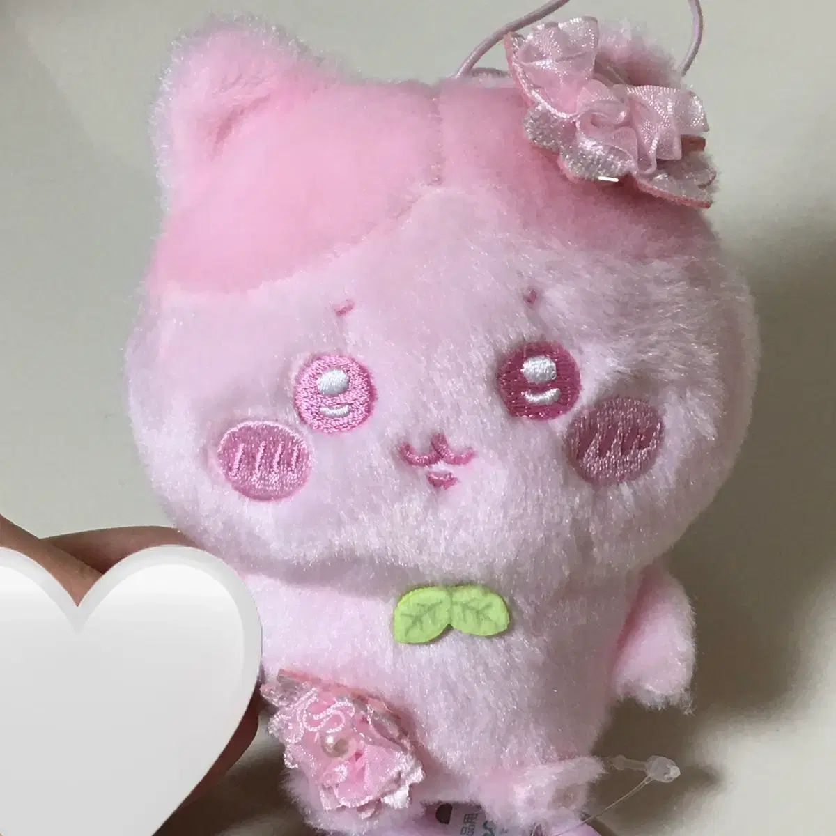 桜ハチワレぬいぐるみ
