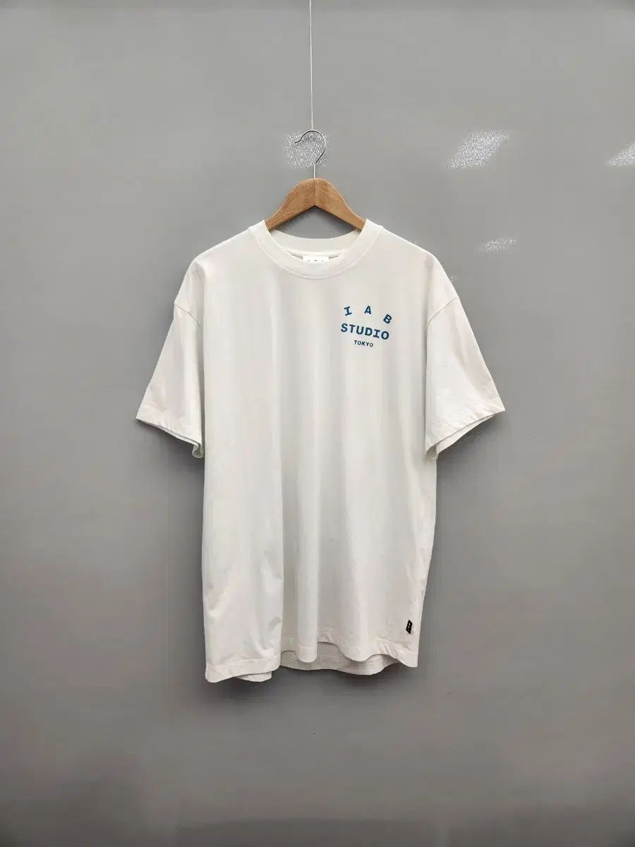 XXL IAB Studio 東京 ポップアップ 半袖 Tシャツ