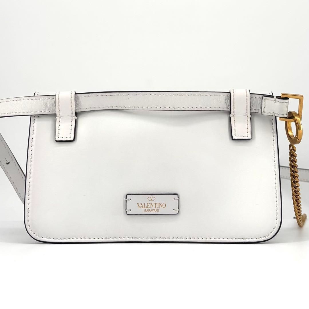 VALENTINO ヴァレンティノ Vスリング レザー ゴールド金具 ショルダー