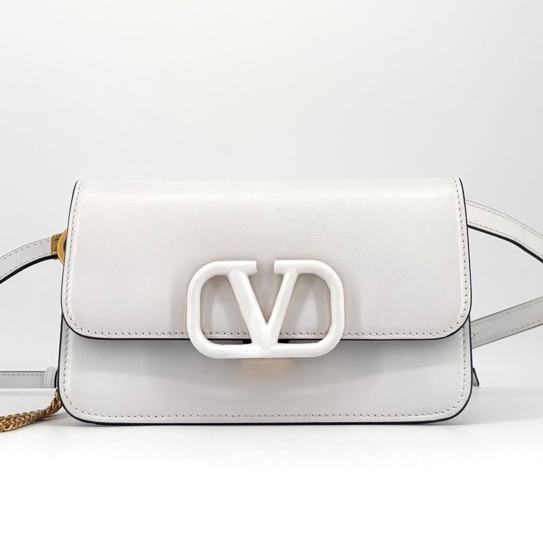 VALENTINO ヴァレンティノ Vスリング レザー ゴールド金具 ショルダー