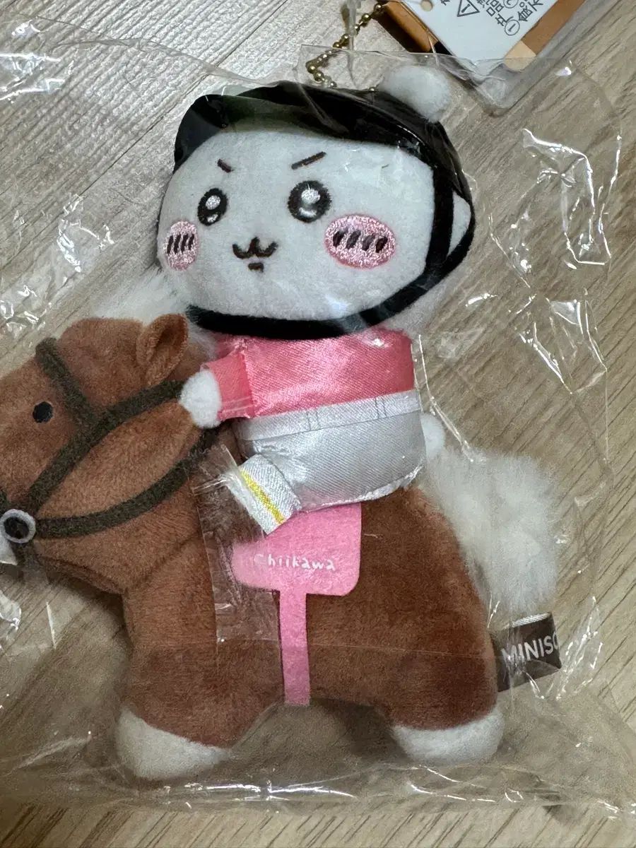 MINISO(ミニソー) ちいかわ ぬいぐるみ 乗馬 マスコット