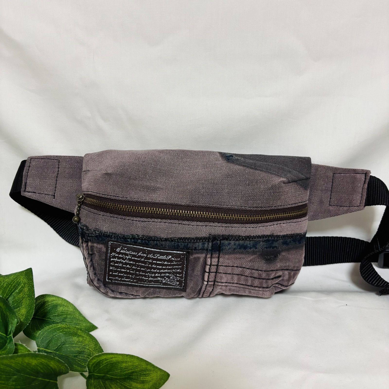 ハンドメイド　デニムリメイク　ウエストポーチ　ボディバッグ　お揃い　セット ハンドメイド デニムリメイク 小さめウエストポーチ ボディバッグ