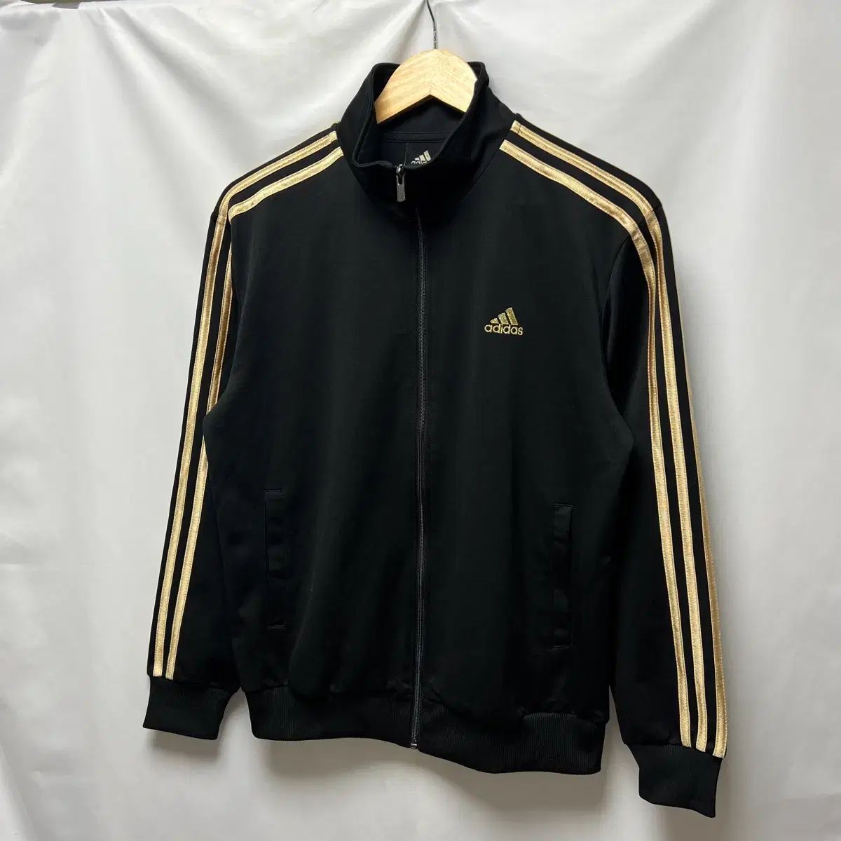 正規品/95 adidas 3本線 GOLD/BLACK ヨーロッパ トラックジャージ
