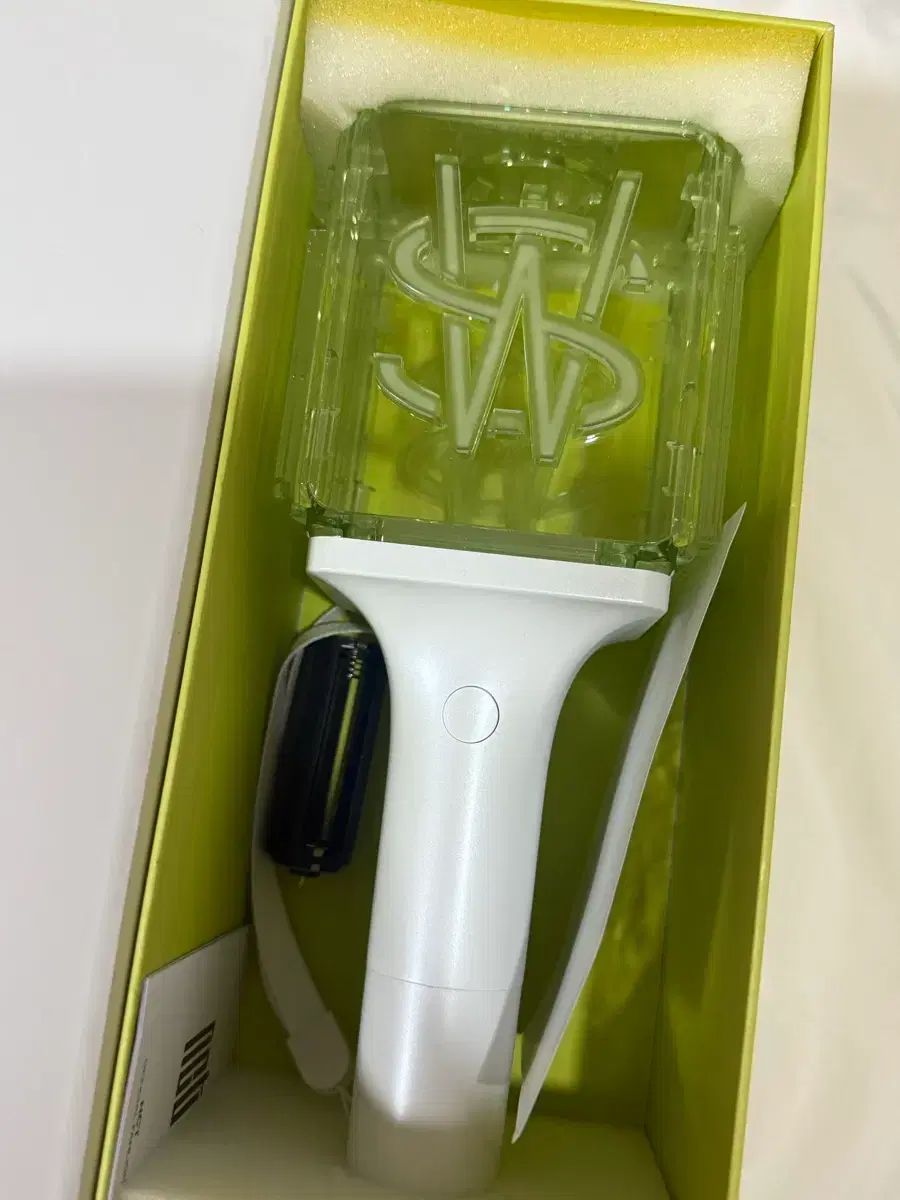 NCT(エヌシーティー) WIND AND WISH 応援ペンライト NCT OFFICIAL FANLIGHT