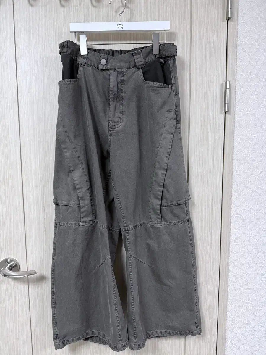 3 ポリテ루 26ss ボーダーパンツ ベージュ