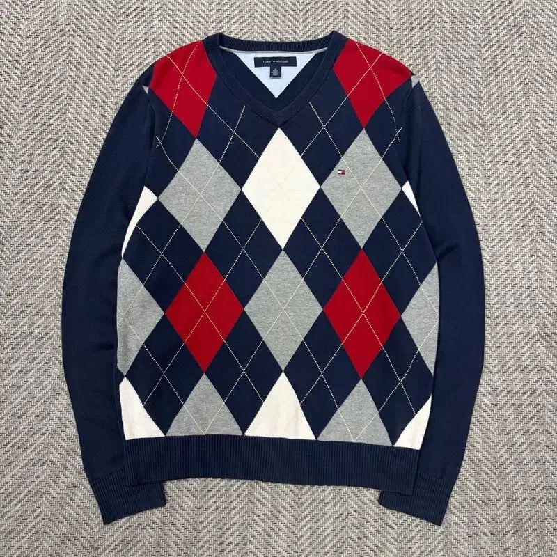 Tommy Hilfiger トミーヒルフィガー Vネック アーガイル ニット v3847