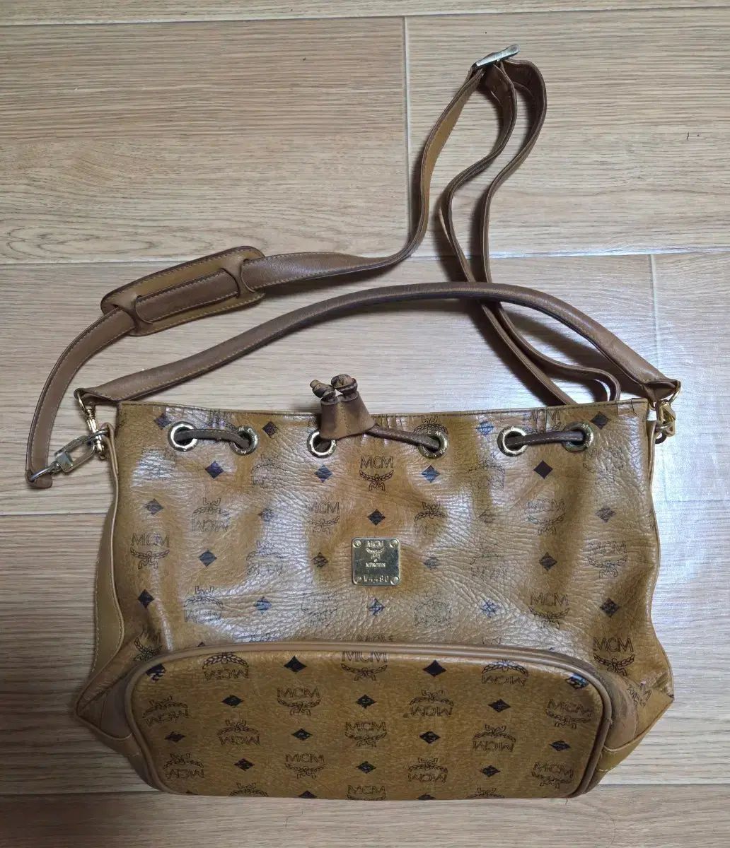 MCM ショルダーバッグ ブラウン パータン 6,520円