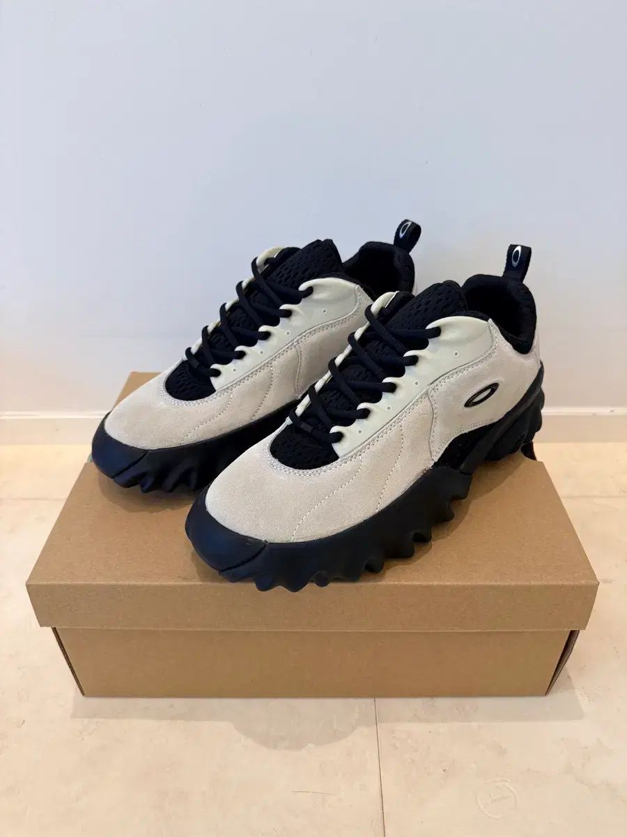 280 新品 オークリー ファクトリー チーム ブレイン デッド チョップソー 初回版