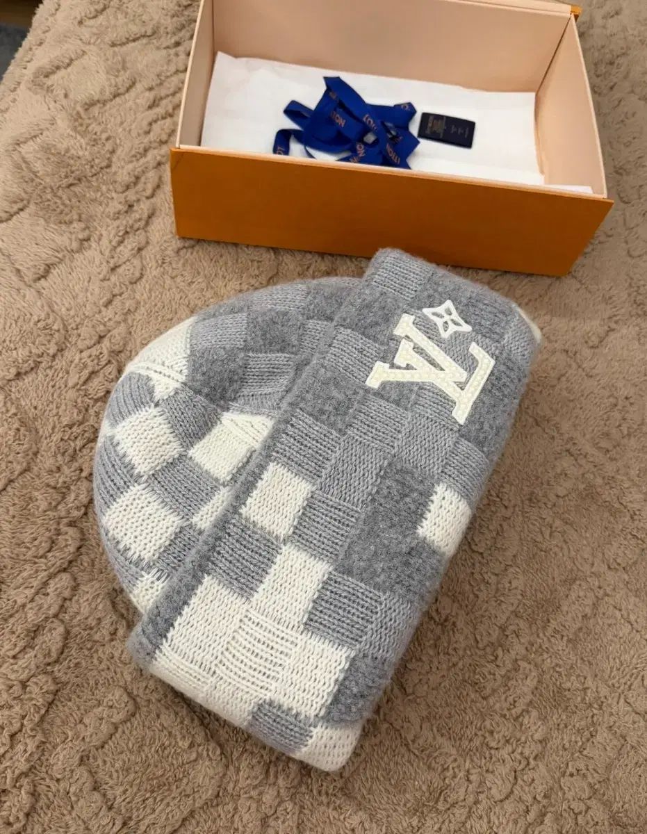 Louis Vuitton パール ビーニー Louis Beanie Vuitton Pearls ルイ