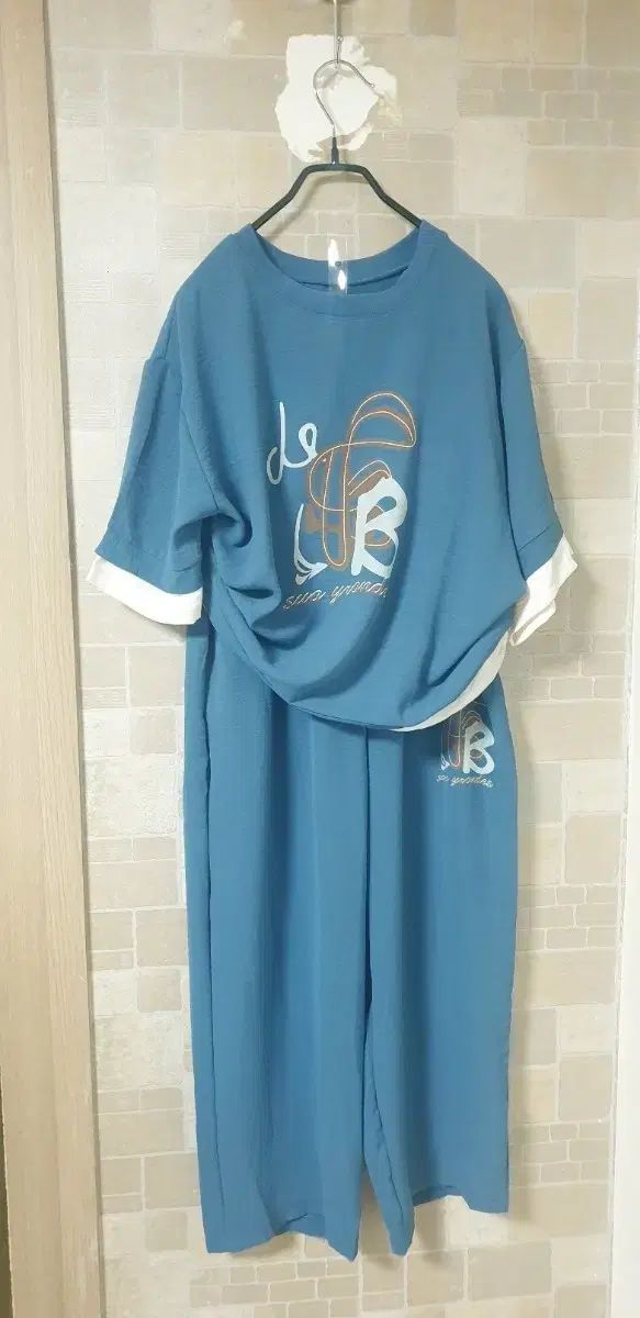 レディース半袖上下セット(新品)