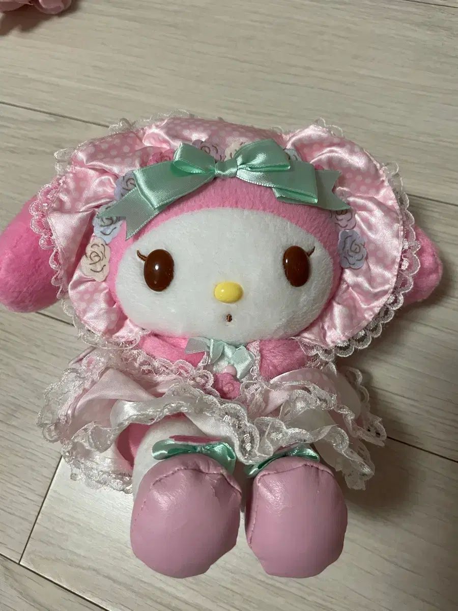 販売) マイメロディ ピューロランド 40周年 中型人形
