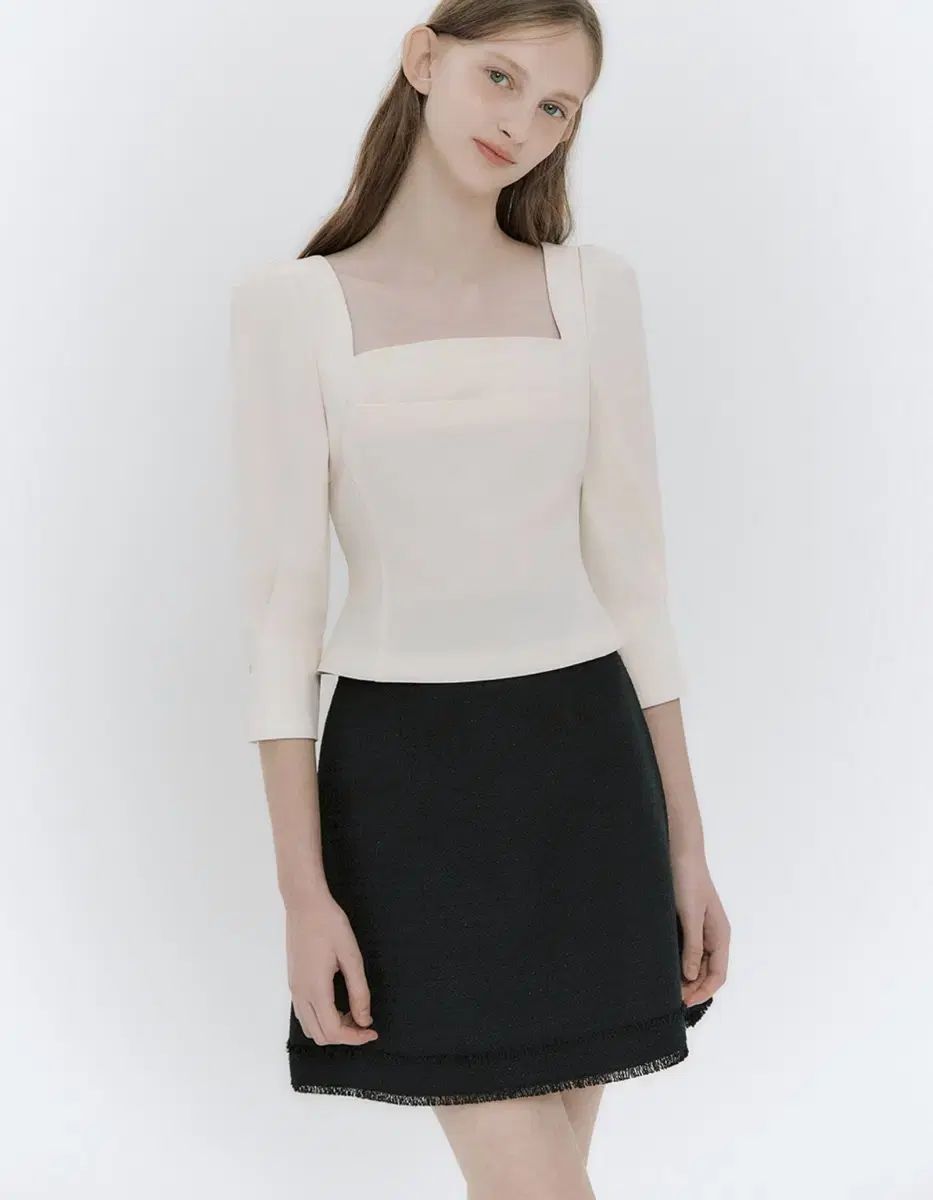 新品) Ivana Helsinki ブラウス latte tucked blouse
