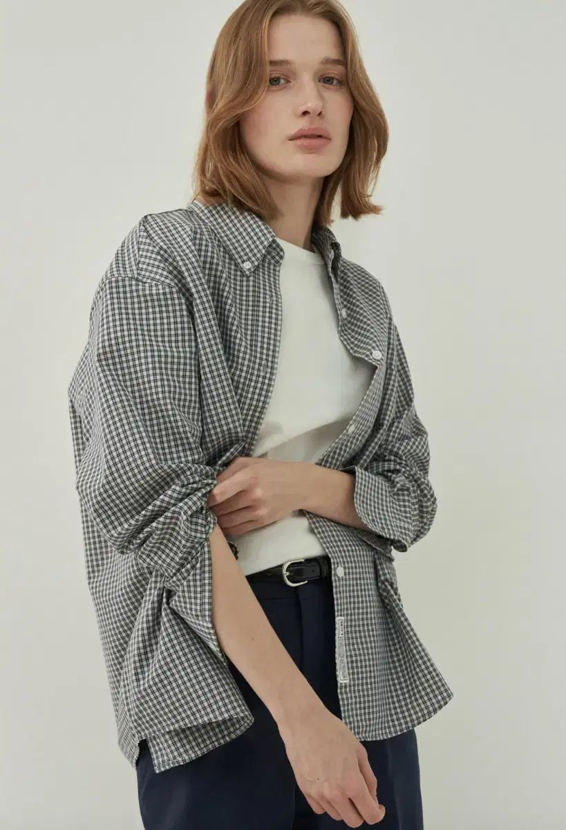 新品 MOTT ボタンダウン CHECK シャツ (ヴィンテージ ネイビー)