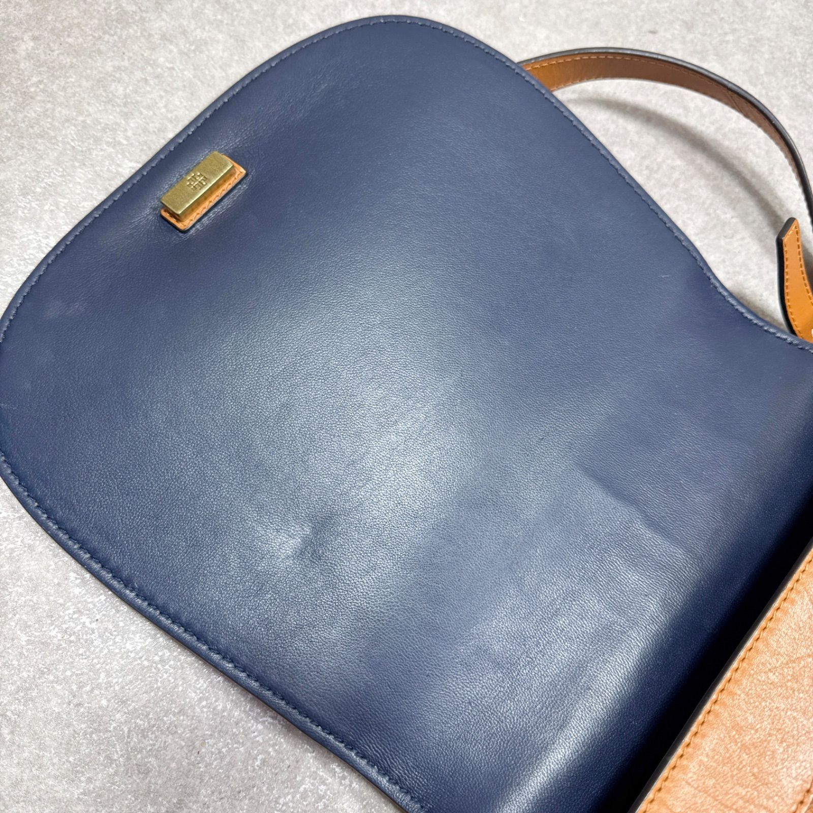 TORY BURCH トリーバーチ サドルショルダーバッグ レザー ブラウン 