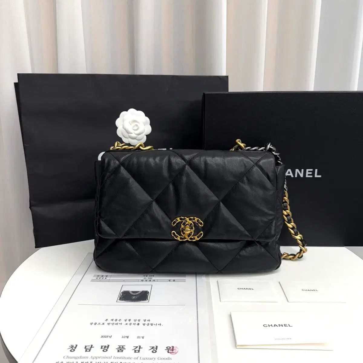 正規品 CHANEL シャネル 19バッグ ブラック ラムスキン ヴィンテージゴールド ラージ ショルダーバッグ 30番台