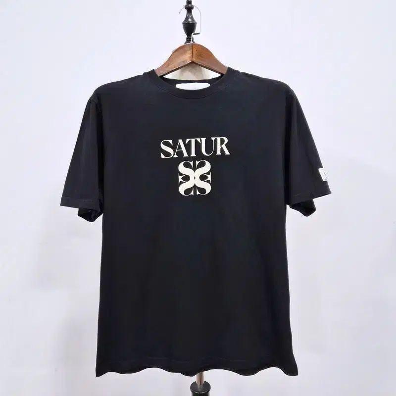 SATUR ロゴ Tシャツ Yahoo フリマ 旧PayPayフリマ