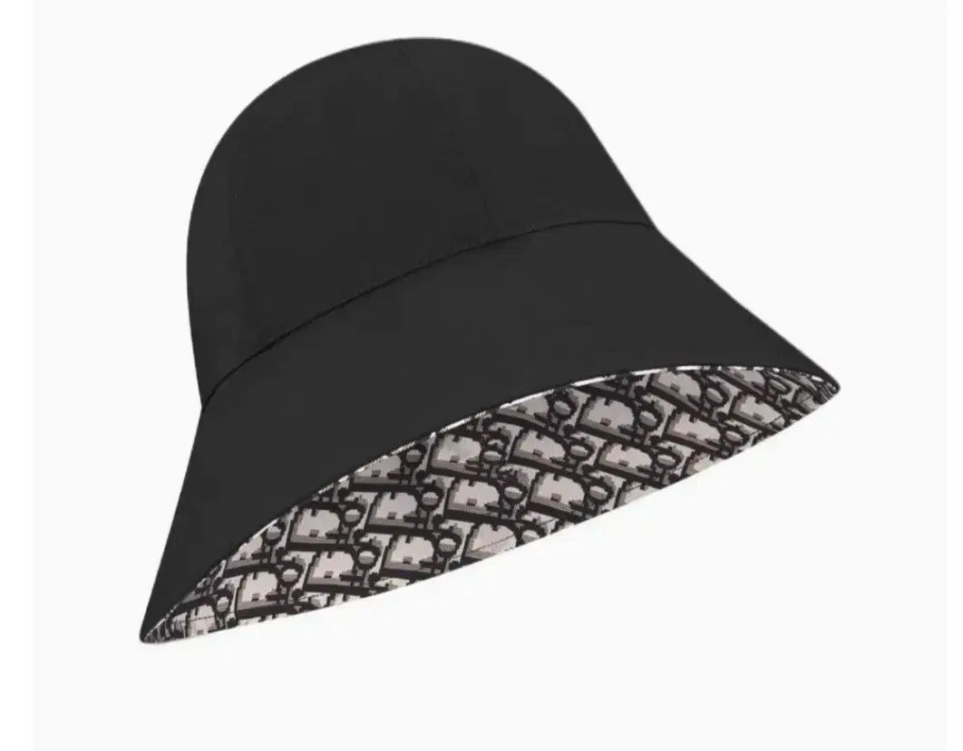 Dior ディオール リバーシブル バケットハット 45DTO984A130 - メルカリ