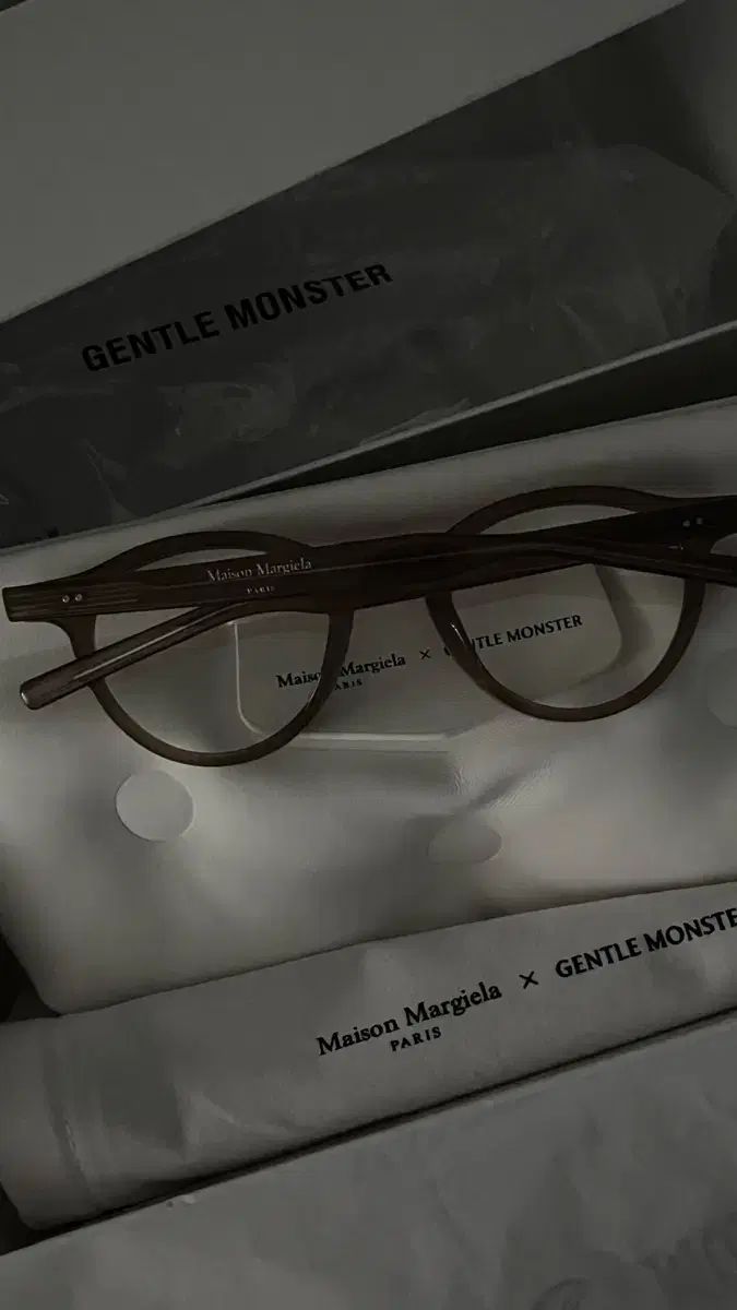 GENTLE MONSTER(ジェントルモンスター) x Maison Margiela(メゾンマルジェラ) メガネ