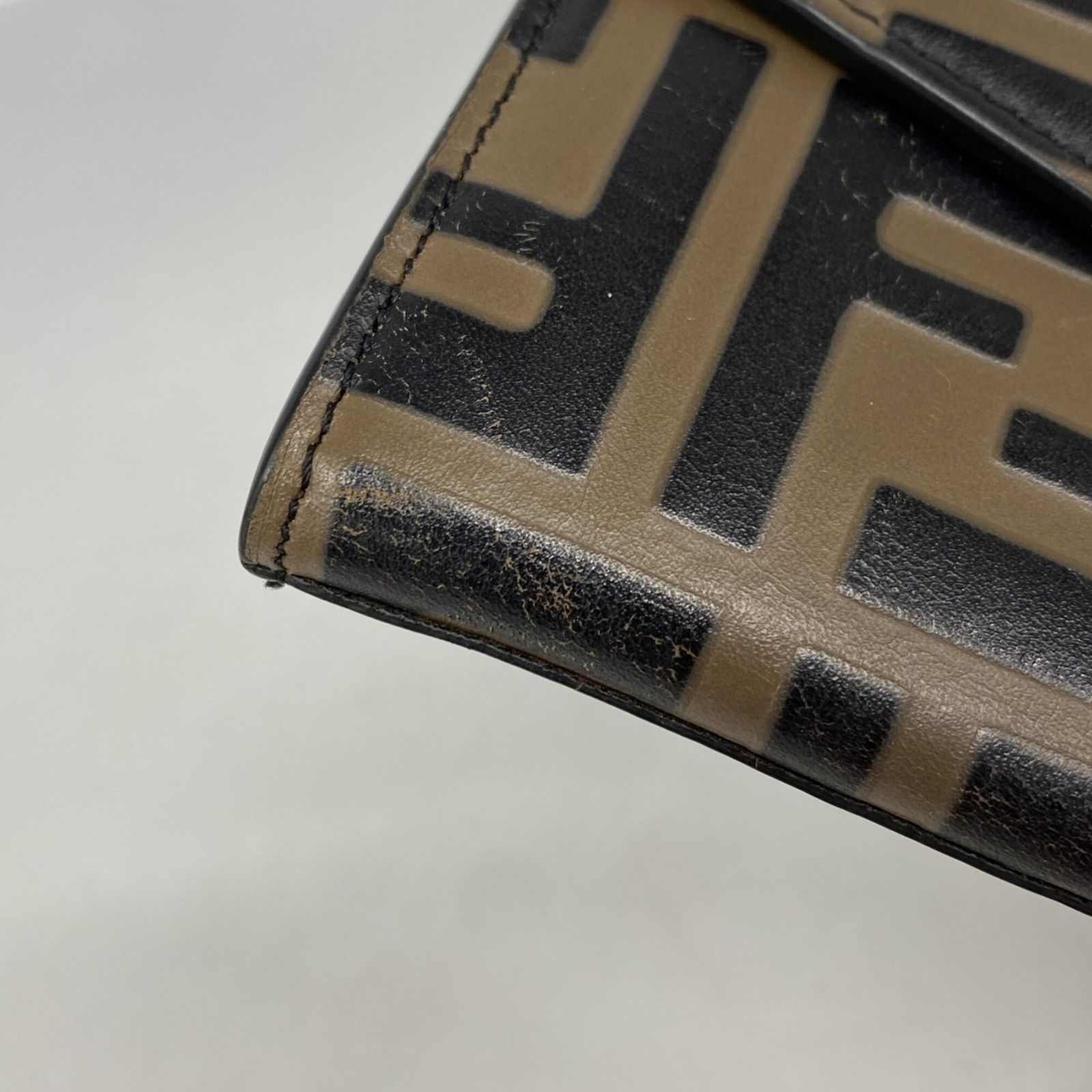 未使用に近い✨　FENDI フェンディ　財布　ズッカ　レザー　ビンテージ フェンディ(Fendi) フェンディ 長財布 ズッカ レザー ブラウン