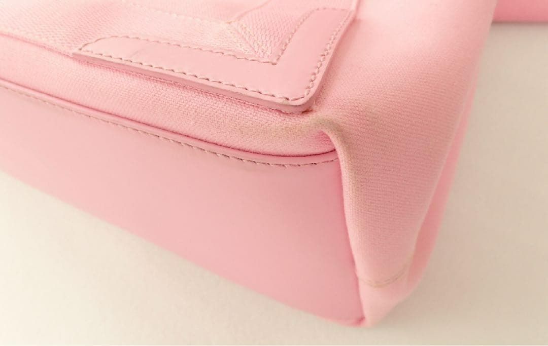 【極美品✨】バレンシアガ ピンク トートバッグ ネイビーカバスM ポーチ付 【極美品✨】バレンシアガ ピンク トートバッグ ネイビーカバスM ポーチ付