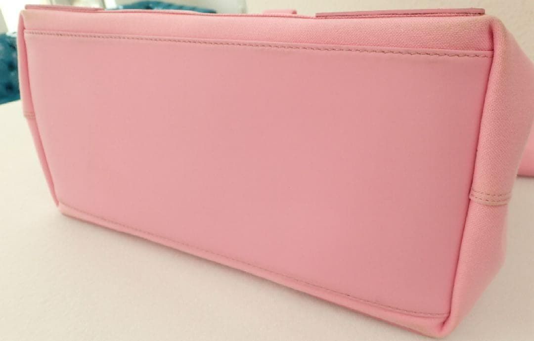 【極美品✨】バレンシアガ ピンク トートバッグ ネイビーカバスM ポーチ付 【極美品✨】バレンシアガ ピンク トートバッグ ネイビーカバスM ポーチ付