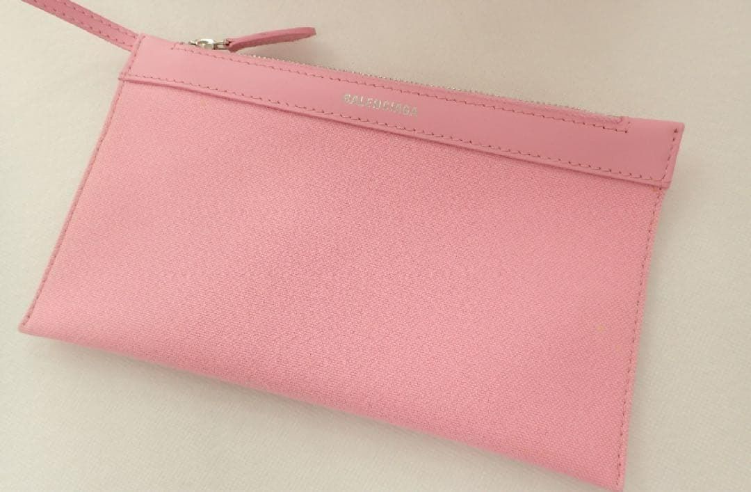 【極美品✨】バレンシアガ ピンク トートバッグ ネイビーカバスM ポーチ付 【極美品✨】バレンシアガ ピンク トートバッグ ネイビーカバスM ポーチ付