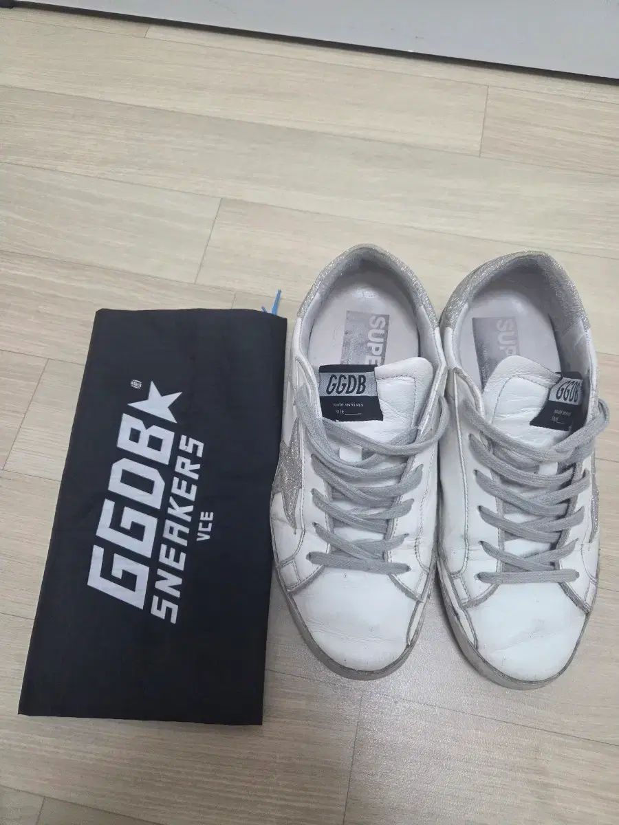 GOLDEN GOOSE ゴールデングース SuperStar 白 スニーカー