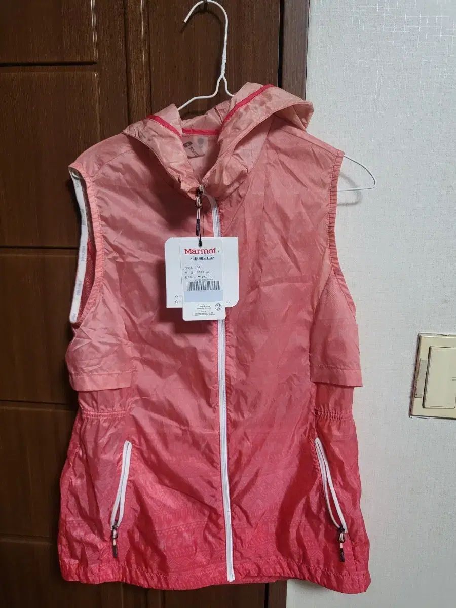未使用 Marmot レディース 薄い ベスト (95)