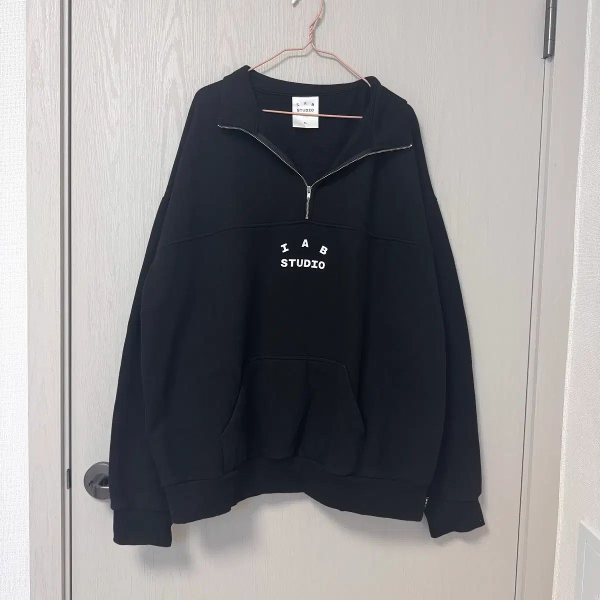 (XL) IAB Studio ハーフジップアップ