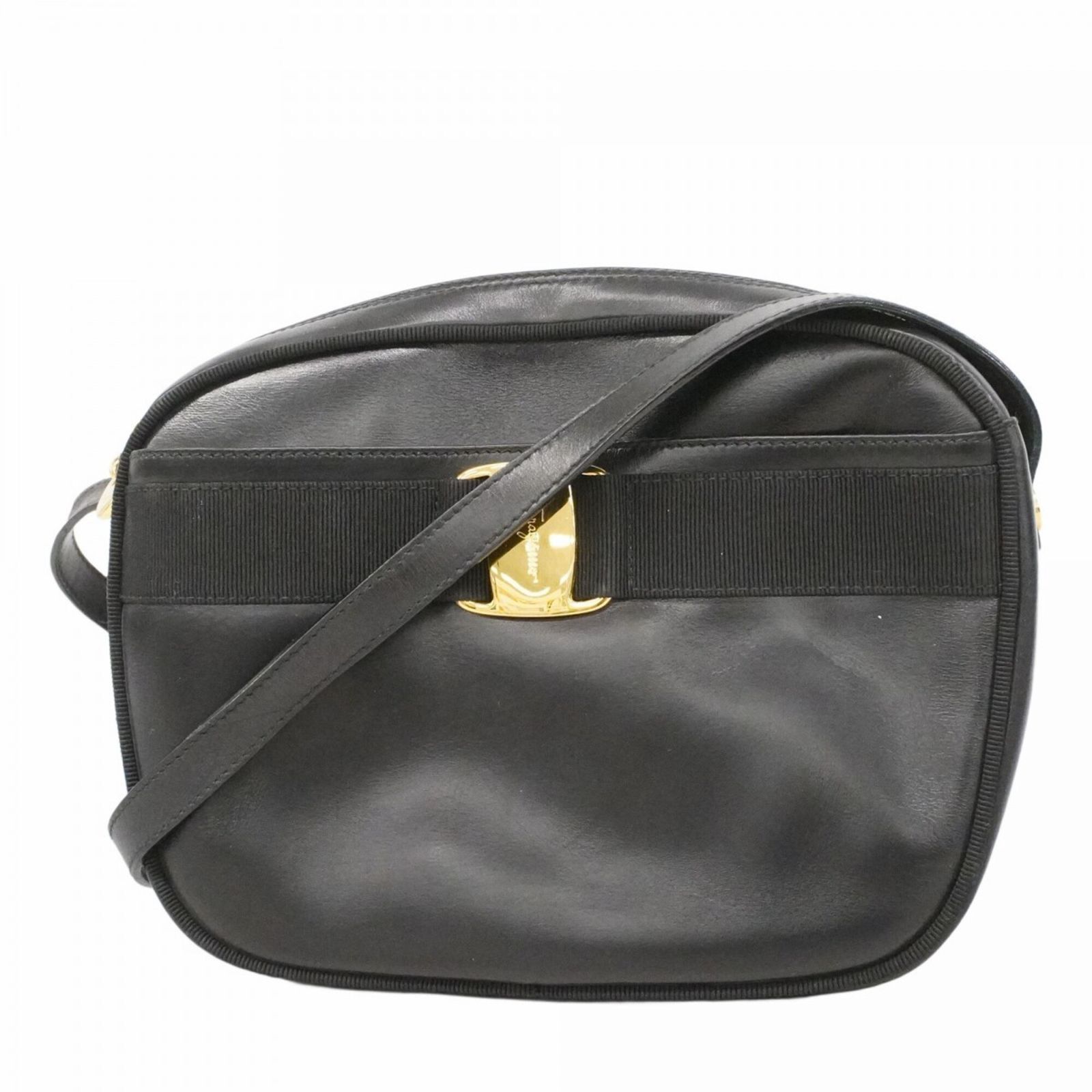 サルヴァトーレ・フェラガモ(Salvatore Ferragamo) サルヴァトーレフェラガモ ショルダーバッグ ヴァラ レザー ブラック レディース P2901905