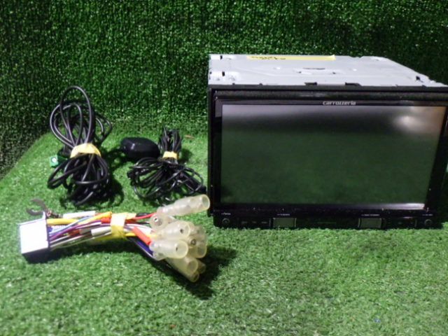N2412-10　カロッツェリア　AVIC-RZ301　メモリ　１セグナビ　2017年