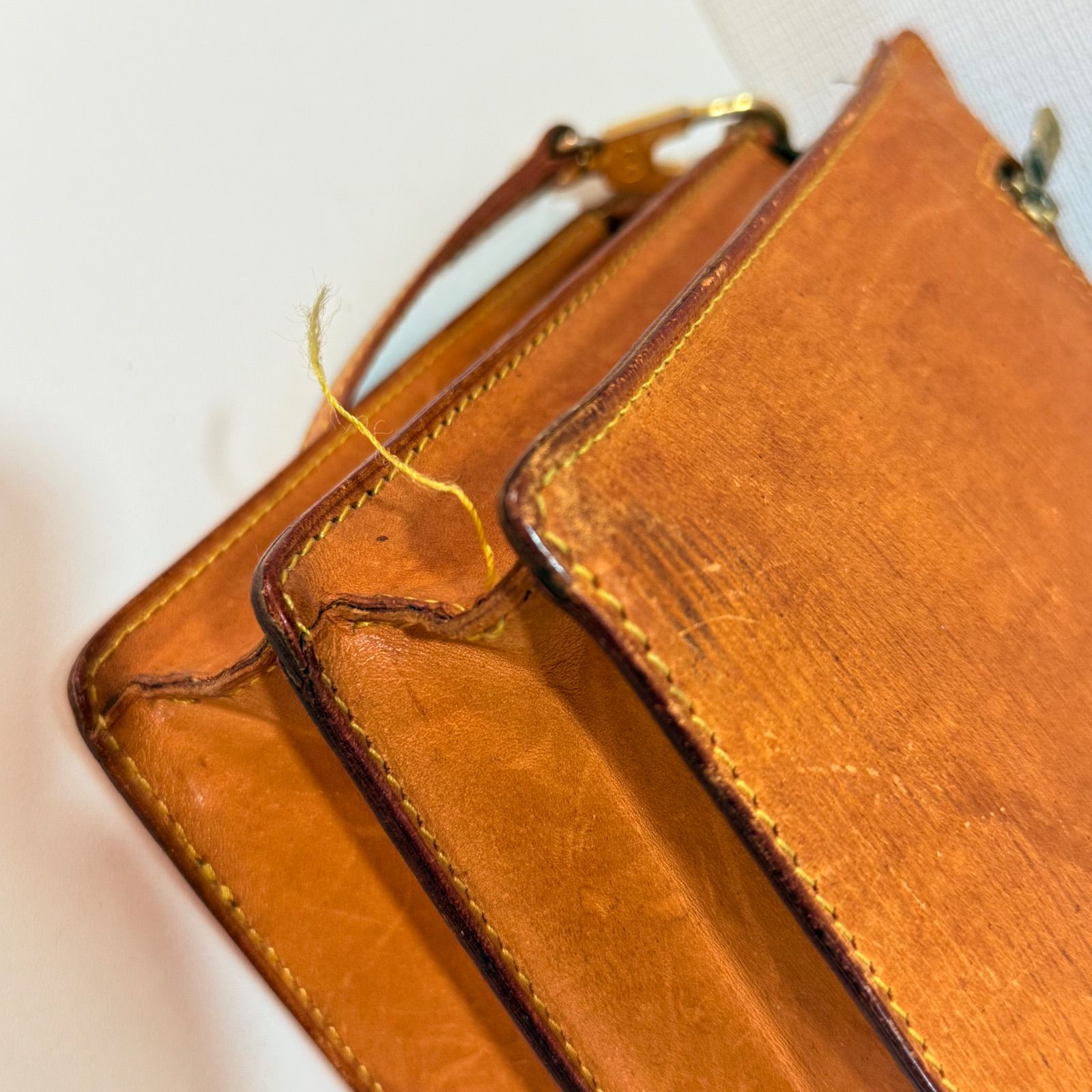 LOUIS VUITTON ルイヴィトン エピ アンギャン ショルダーバック美品 