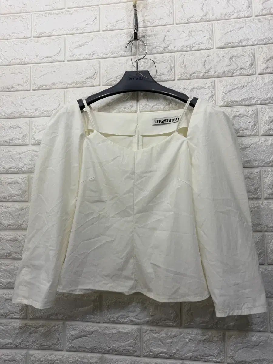 レスケスタジオ ブラウス M