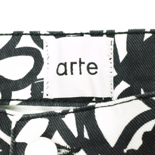 Arte Antwerp アルテ アントワープ 24AW Flowers Allover Print Pants フラワーオールオーバープリントパンツ 24FP-4 32 BLACK/WHITE ダブルニー ワーク ボトムス【中古】【Arte Antwerp】 Arte Antwerp アルテ アントワープ 24AW Flowers Allover Print Pants