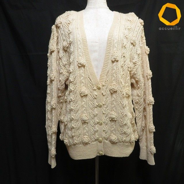 #akc カネコイサオ KANEKO ISAO カーディガン アイボリー 花モチーフ リブ ニット レディース [970970]