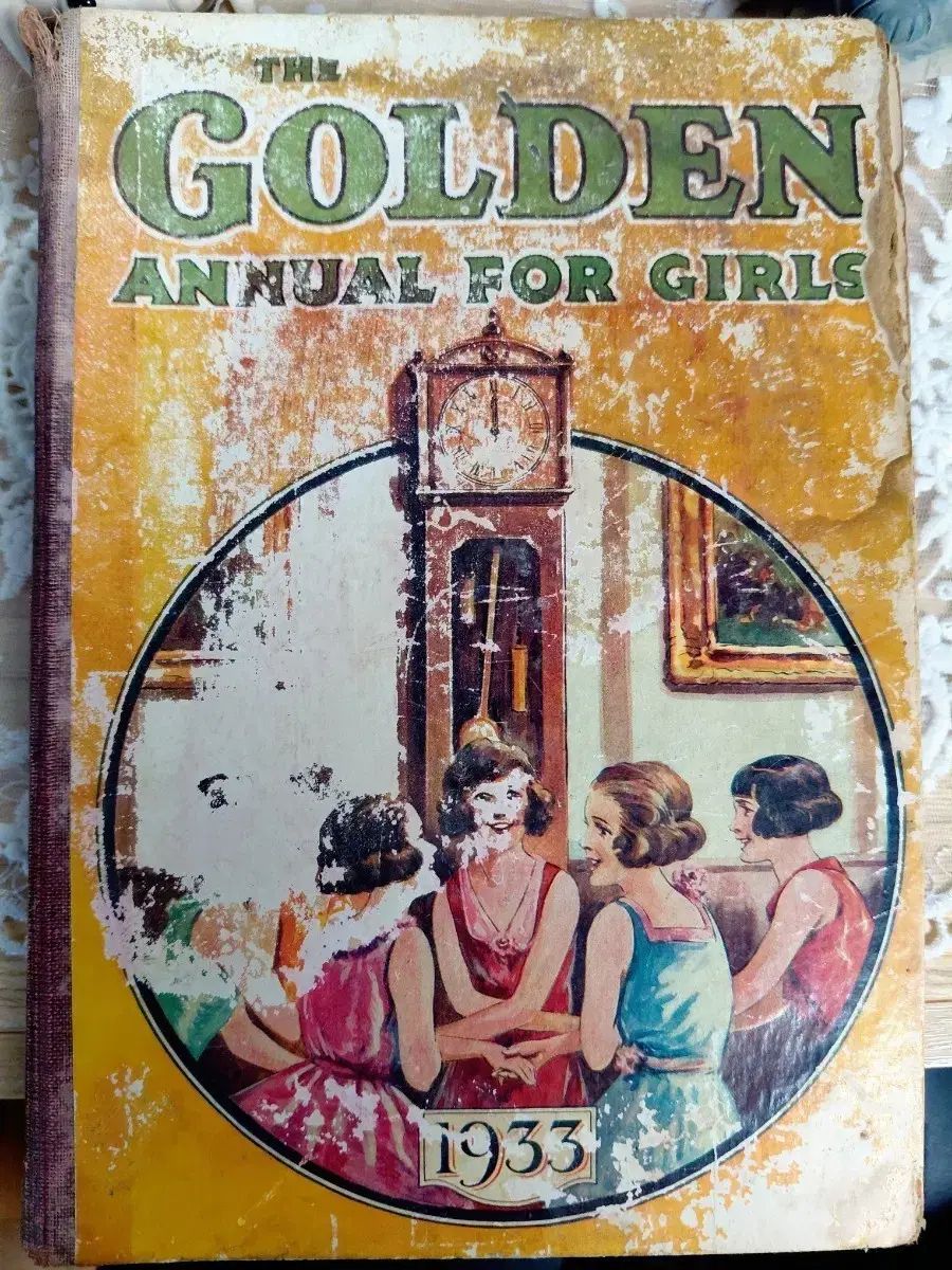 アンティーク)1933年 少女 年鑑 アンド BOOK