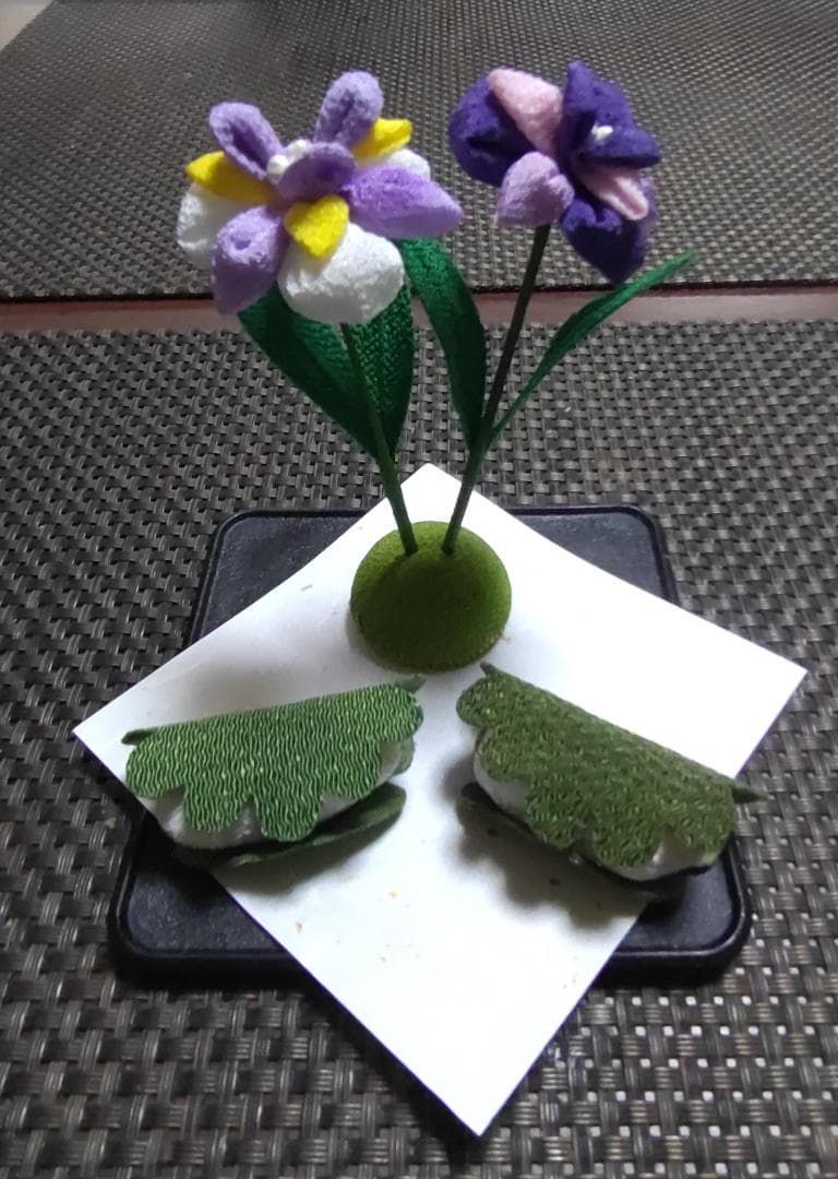 丹後の節句用ちりめん細工柏餅と花菖蒲セット - メルカリ