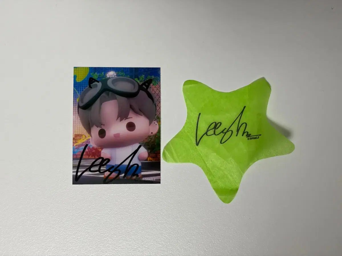 レジン ポップアップ アン スリップ スパークルズ イ・スンヒョン 뽀시래기 ミニ フォト サイン コンフェッティ