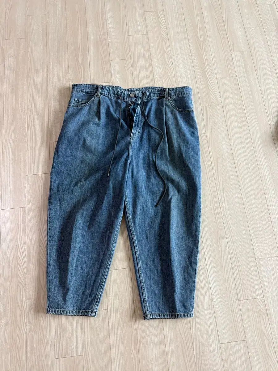 ジュンジェイ 꾸러기 デニム パンツ 19,109円