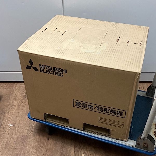 【未開封】三菱電機 プレミアム高効率IPMモーター MM－EFSシリーズ MM-DF22K3E5-S6 22kW 30馬力 三相200V ●131852