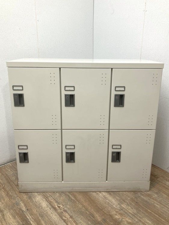 【中古品】コクヨ スクールロッカーシリーズ 6人用シューズロッカー SLK-HY6LF1 グレー