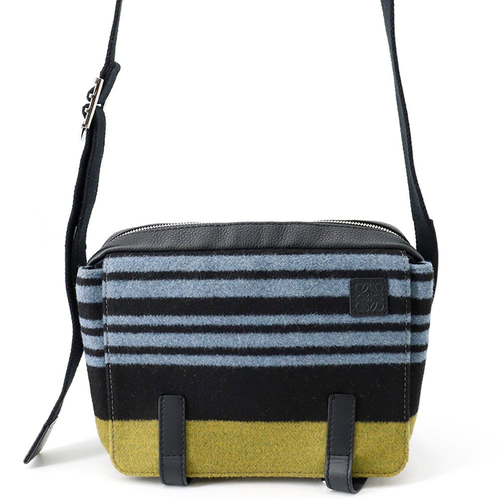 ロエベ ショルダーバッグ ミリタリー メッセンジャーXS レザー/ウール 317.12AA72 LOEWE 黒