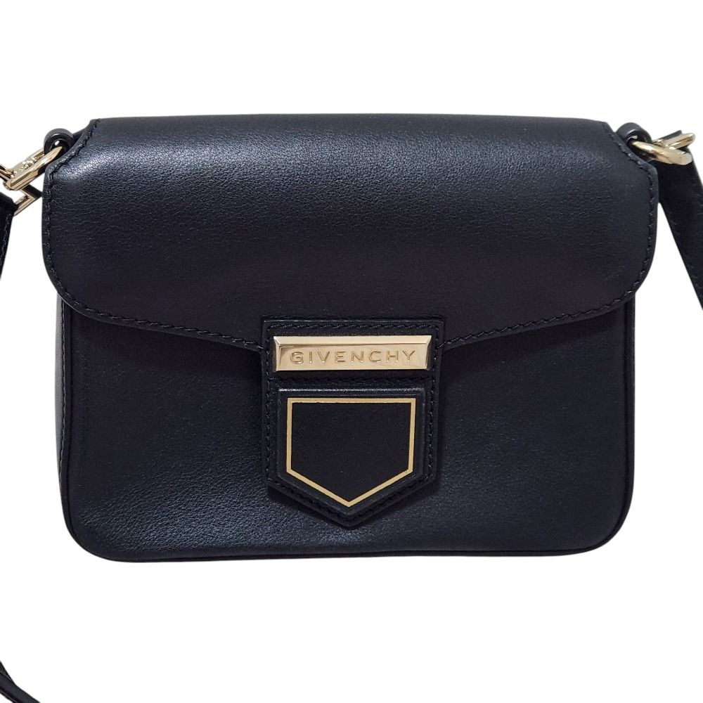 美品 GIVENCHY ジバンシィ ノビレ レザー クロスボディバッグ ショルダーバッグ BB05661 ブラック レディース 古着 中古 USED