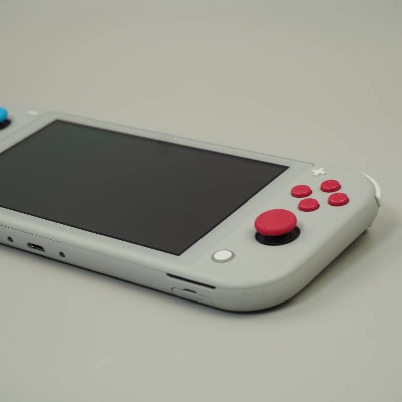 m708】 Nintendo Switch Lite 本体 ザシアン・ザマゼンタ ポケモン